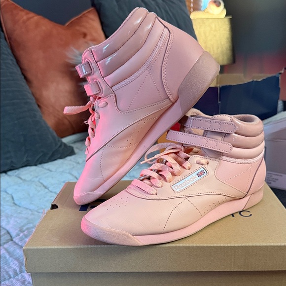 Reebok Women's Blush High-Top Sneakers - Picture 3 of 10
